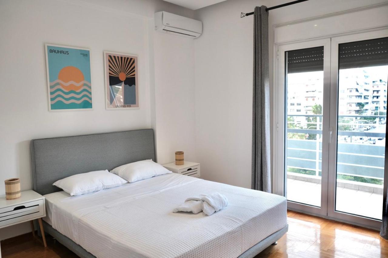 Synpiraeus Apartments & Studios Bagian luar foto