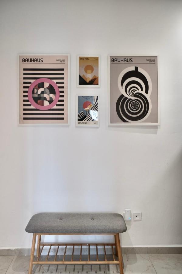 Synpiraeus Apartments & Studios Bagian luar foto